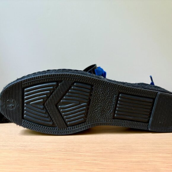 Naguisa Soc Trail Espadrille - Brand New in Box! - Picture 9 of 15